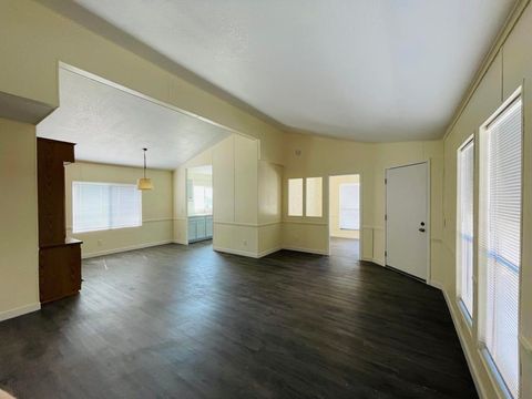 72430 Fantail Drive Mecca CA 92254