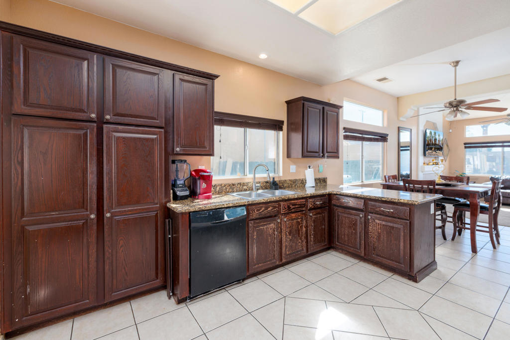 Palm Meadows - Residential