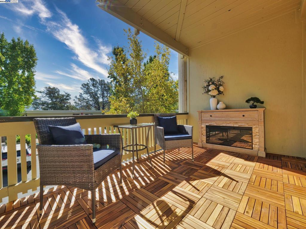 ROSSMOOR - Residential