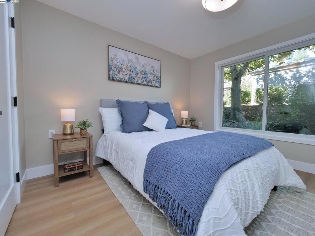 ROSSMOOR - Residential