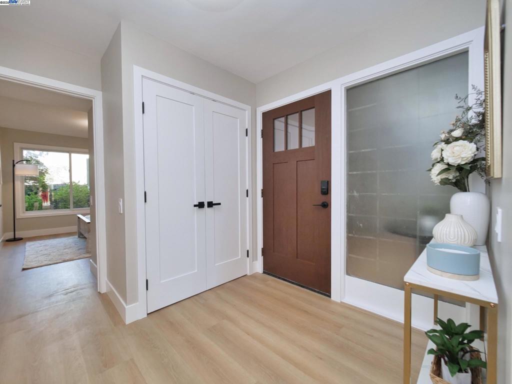 ROSSMOOR - Residential