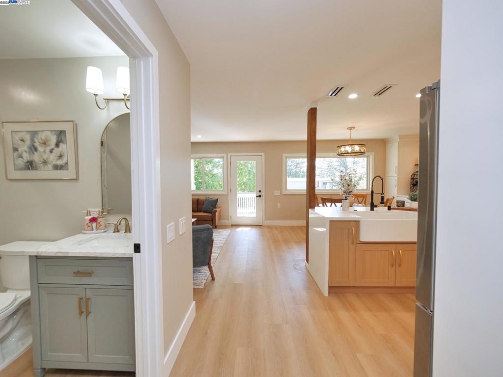 ROSSMOOR - Residential