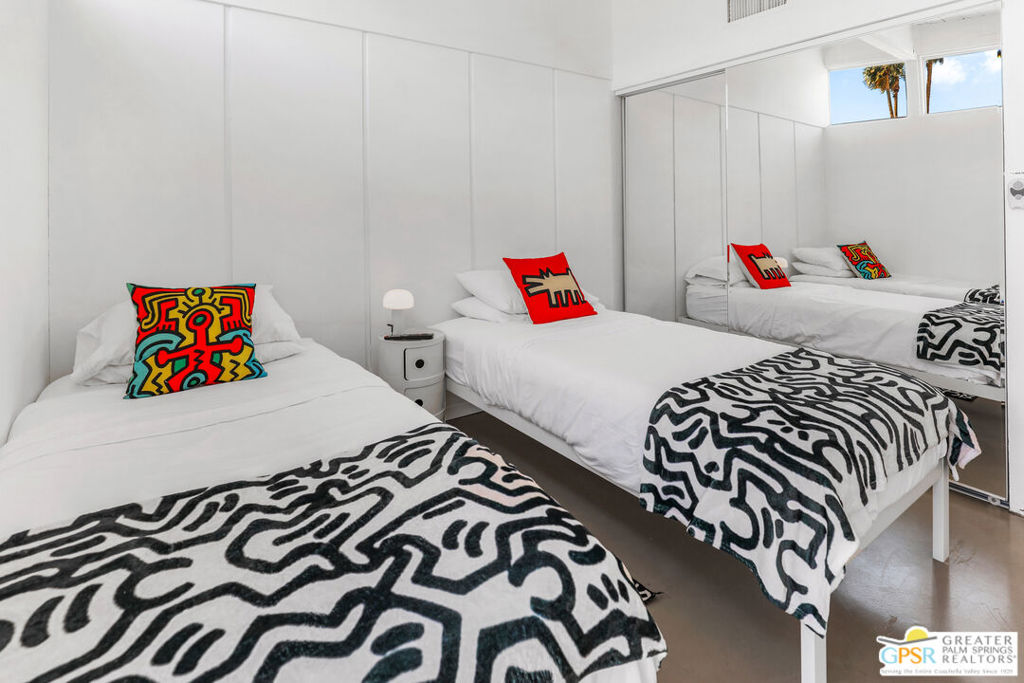 Racquet Club East - Residential