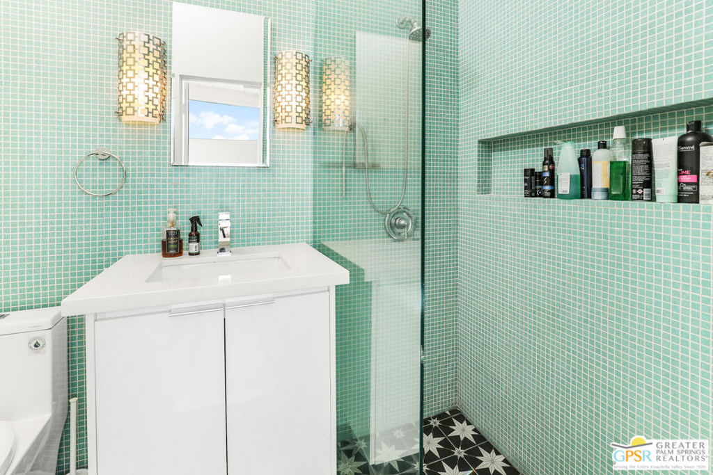 Racquet Club East - Residential