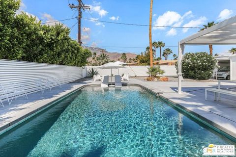 Photo of 971 E Alexander Way, Palm Springs, CA 92262 (MLS # 25617137PS)