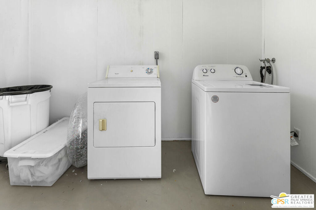 Racquet Club East - Residential