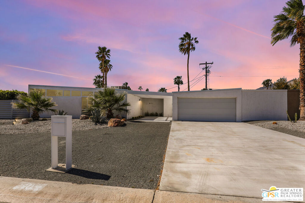 Racquet Club East - Residential