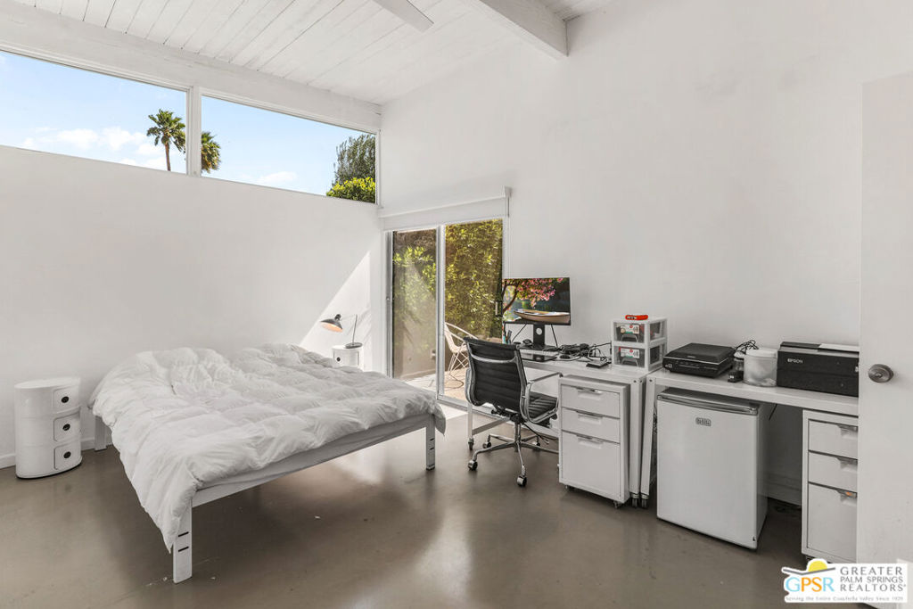 Racquet Club East - Residential