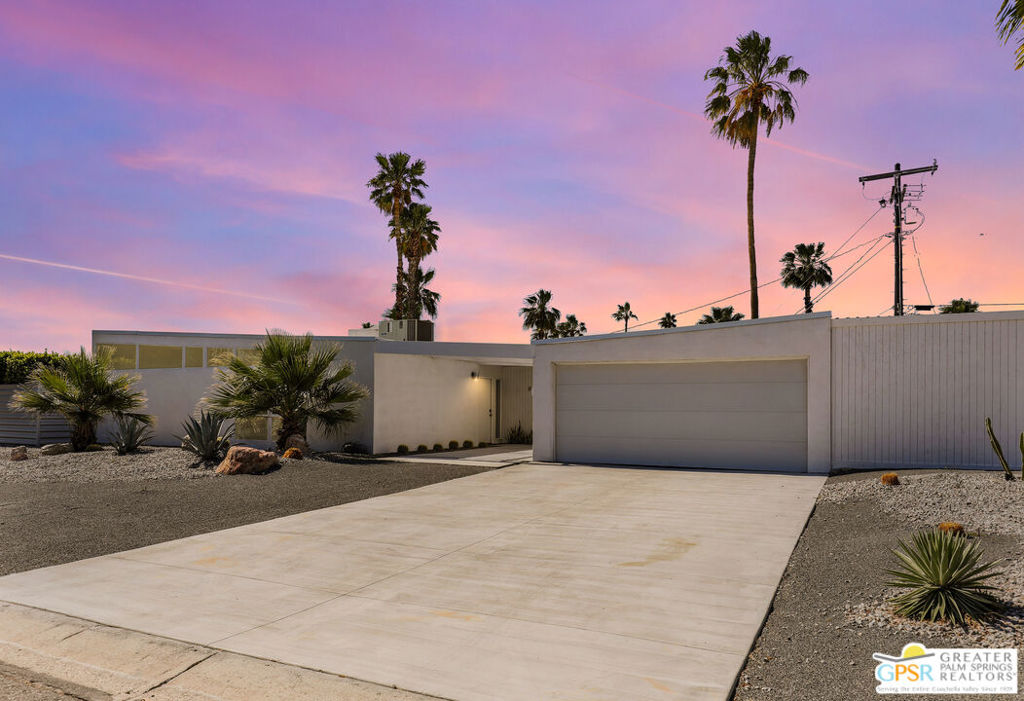 Racquet Club East - Residential