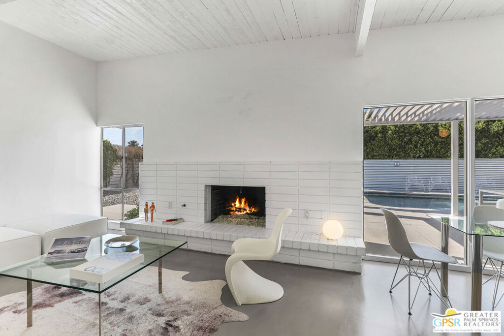 Racquet Club East - Residential