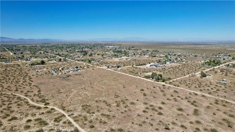 Photo of 0 Corner of Avenue R-8 and 116th Street East E, Littlerock, CA 93543 (MLS # SR26067332)