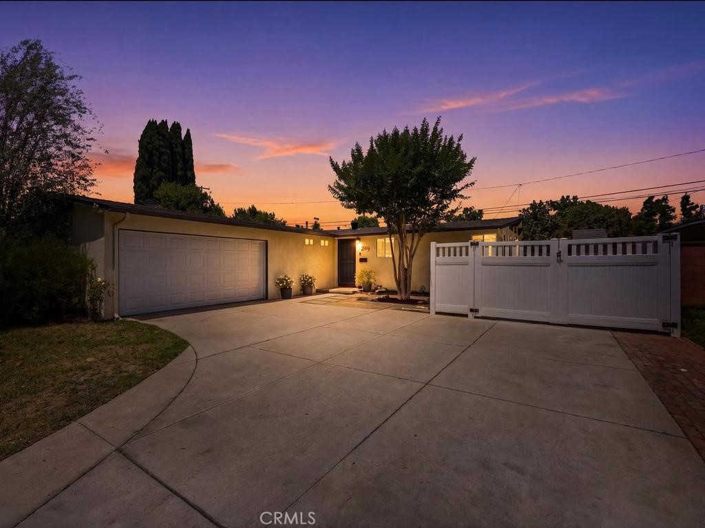 1509 W Santa Clara