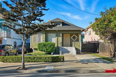 Photo of 874 52Nd St St, Oakland, CA 94608 (MLS # 41115383)