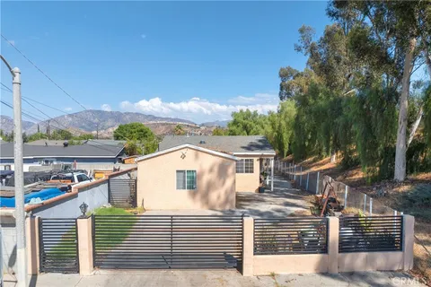 11602 Fellows Avenue, Pacoima, CA 91331 - MLS#: NP25228299