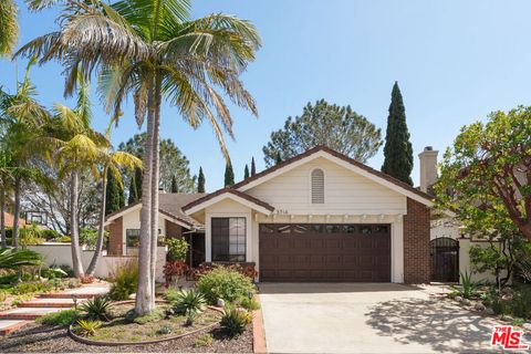 Photo of 3714 Newcrest Pt, San Diego, CA 92130 (MLS # 26664247)