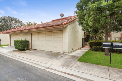 Photo of 8402 Sunbeam Cir CIR, Huntington Beach, CA 92646 (MLS # OC26159846)