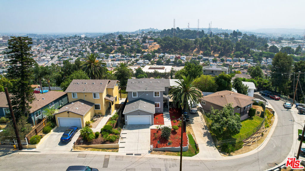 3917 Dwiggins Street