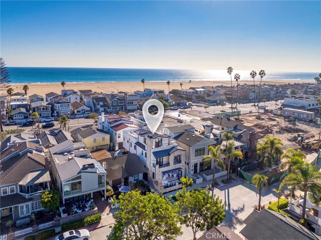 Photo of 117 E Bay AVE, Newport Beach, CA 92661 (MLS # NP26220974)