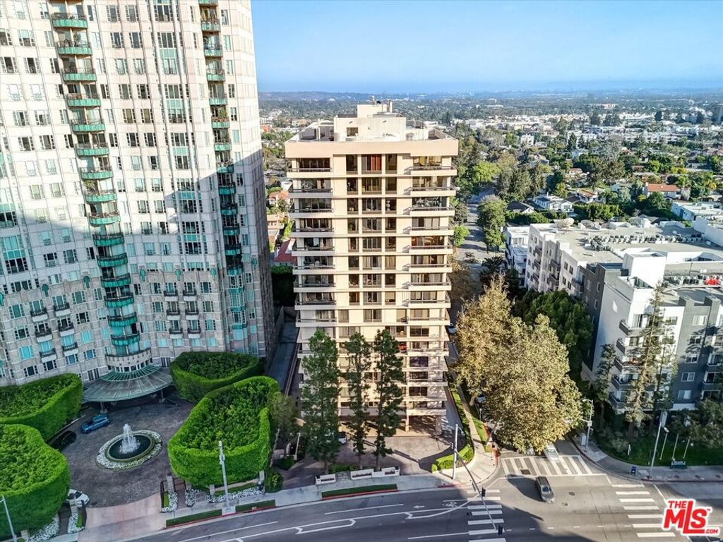 Photo of 10590 Wilshire Boulevard #504, Los Angeles, CA 90024 (MLS # 25587307)