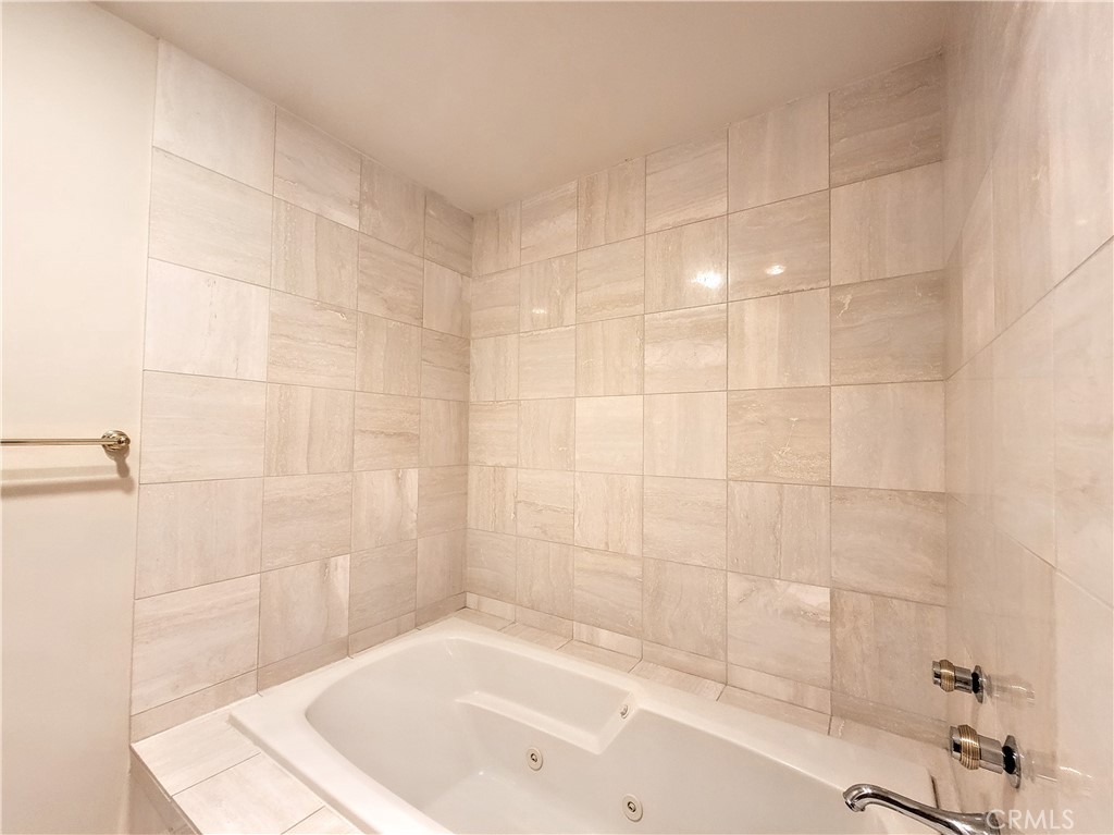 Alamitos Beach (AB) - Residential Lease