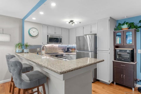 Photo of San Diego, CA 92101 (MLS # 260025770SD)