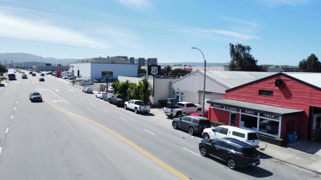 1929 Del Monte Boulevard