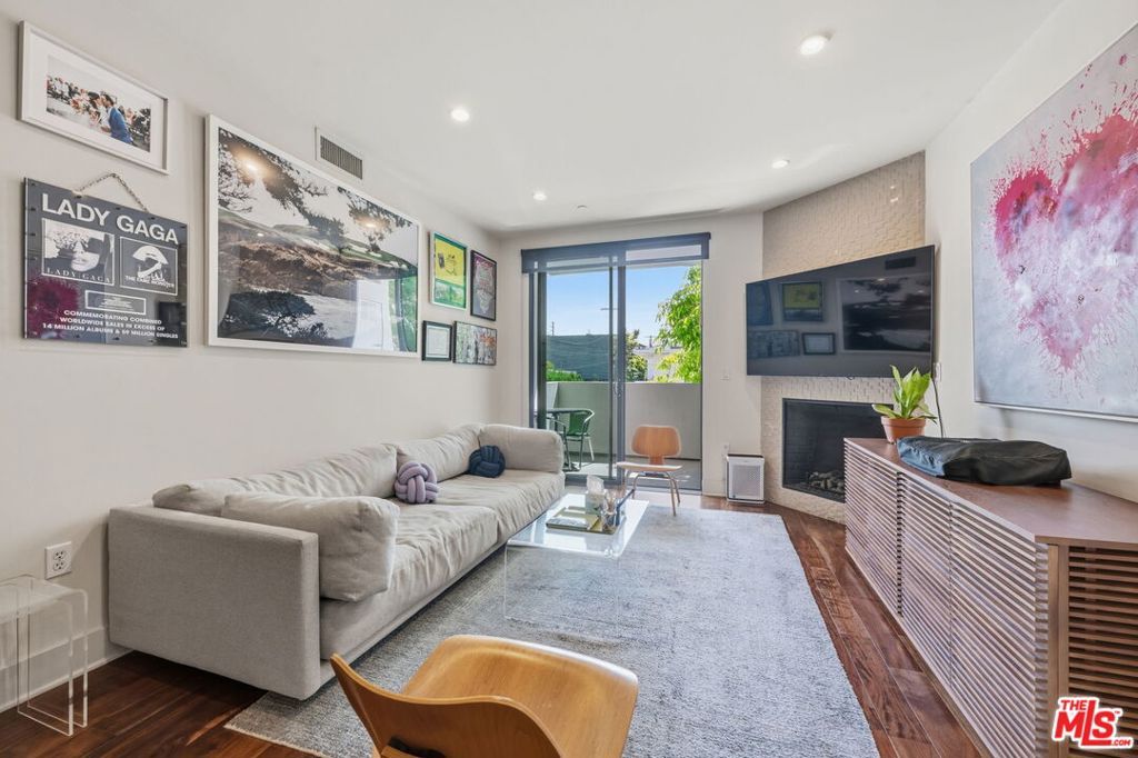 Photo of 11321 Missouri Avenue #203, Los Angeles, CA 90025 (MLS # 26720751)