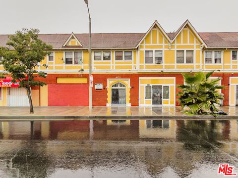 Photo of 4367 S Van Ness Avenue #Unit 4, Los Angeles, CA 90062 (MLS # 26642097)