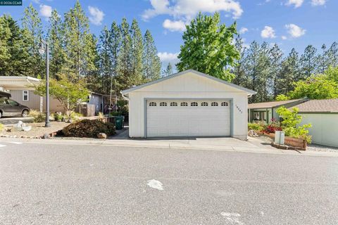10207 Timberland Dr Grass Valley CA 95949
