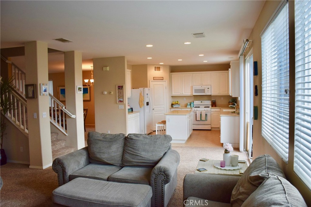 PROPERTIES 902 Sycamore Canyon
