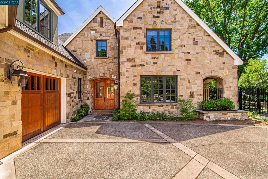 53 Hidden Oaks Dr. Dr, Lafayette CA 94549