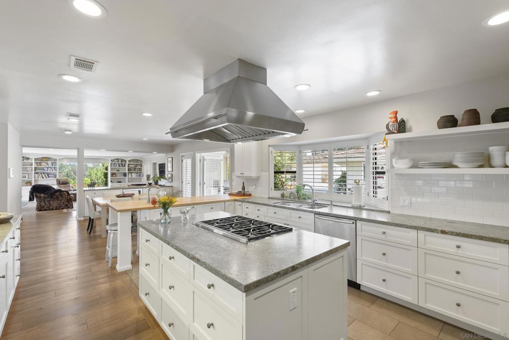 Rancho Santa Fe - Residential