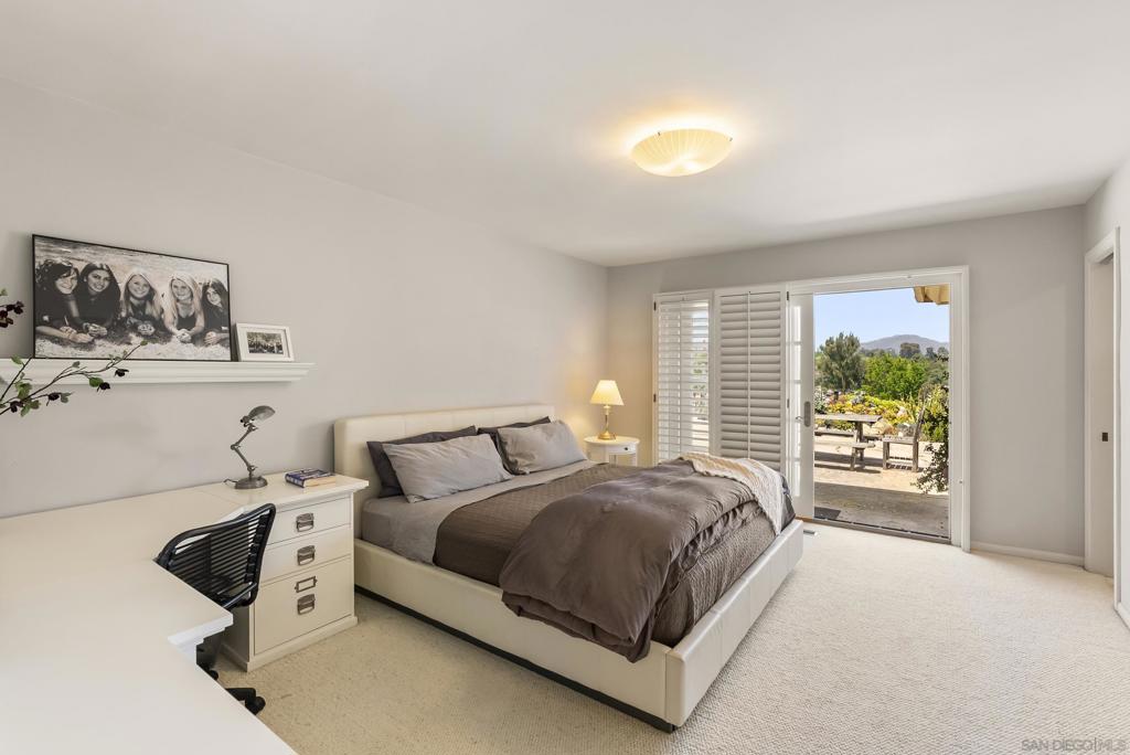 Rancho Santa Fe - Residential