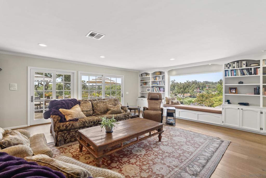 Rancho Santa Fe - Residential