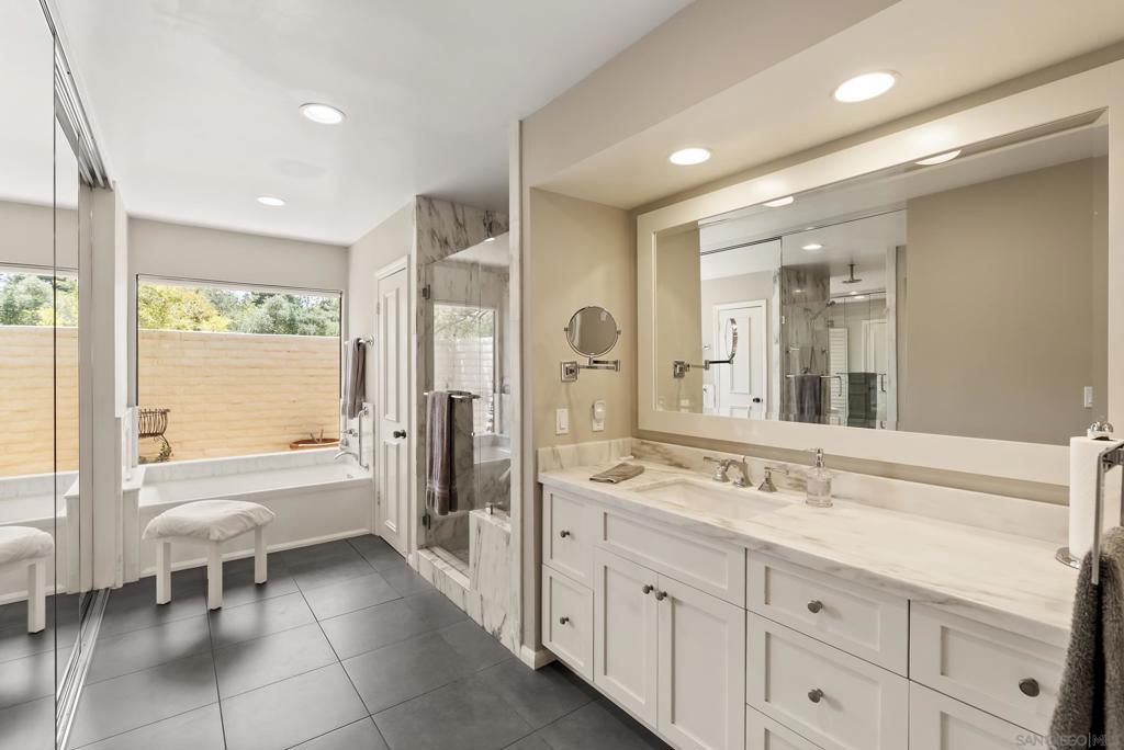 Rancho Santa Fe - Residential