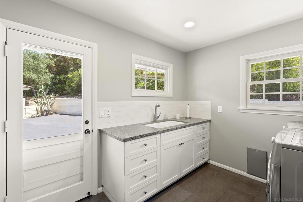 Rancho Santa Fe - Residential