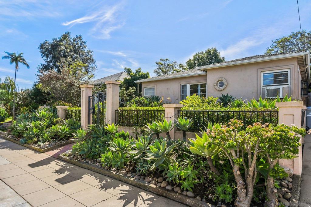 1037 1039 Johnson Ave