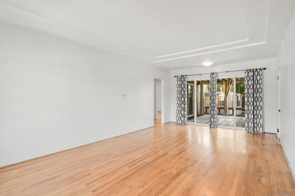 1037 1039 Johnson Ave