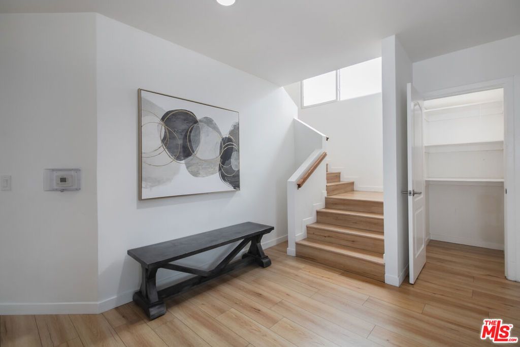 Photo of 4336 Alla Road, Los Angeles, CA 90066 (MLS # 25596945)