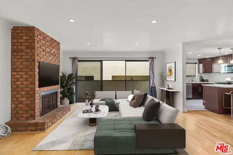 Photo of 1236 Wellesley Avenue #2, Los Angeles, CA 90025 (MLS # 25595809) Photo of 1236 Wellesley Avenue #2, Los Angeles, CA 90025 (MLS # 25595809)