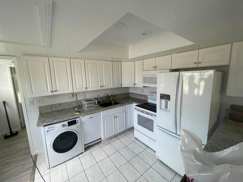 Photo of 64281 Spyglass Ave Ave #42, Desert Hot Springs, CA 92240 (MLS # 250044850SD)