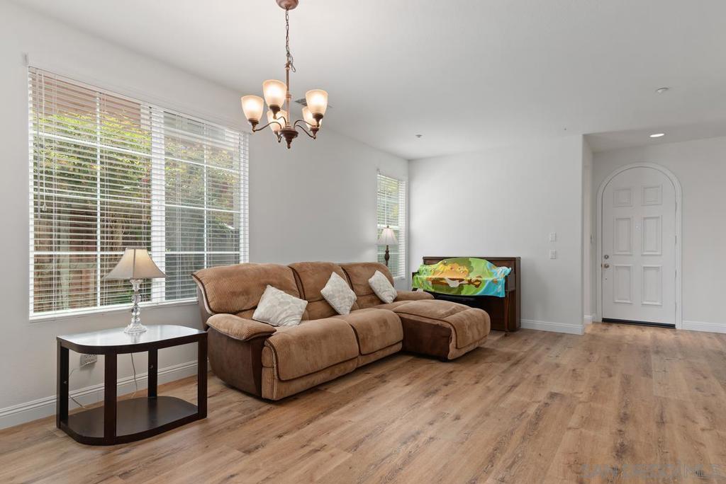13233 Petunia Way