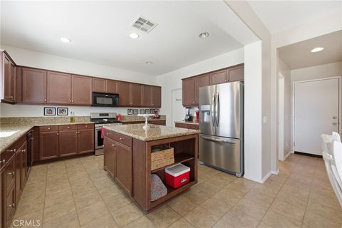 Tiny photo for 1447 Daffodel Way, Beaumont, CA 92223 (MLS # IG26086030)