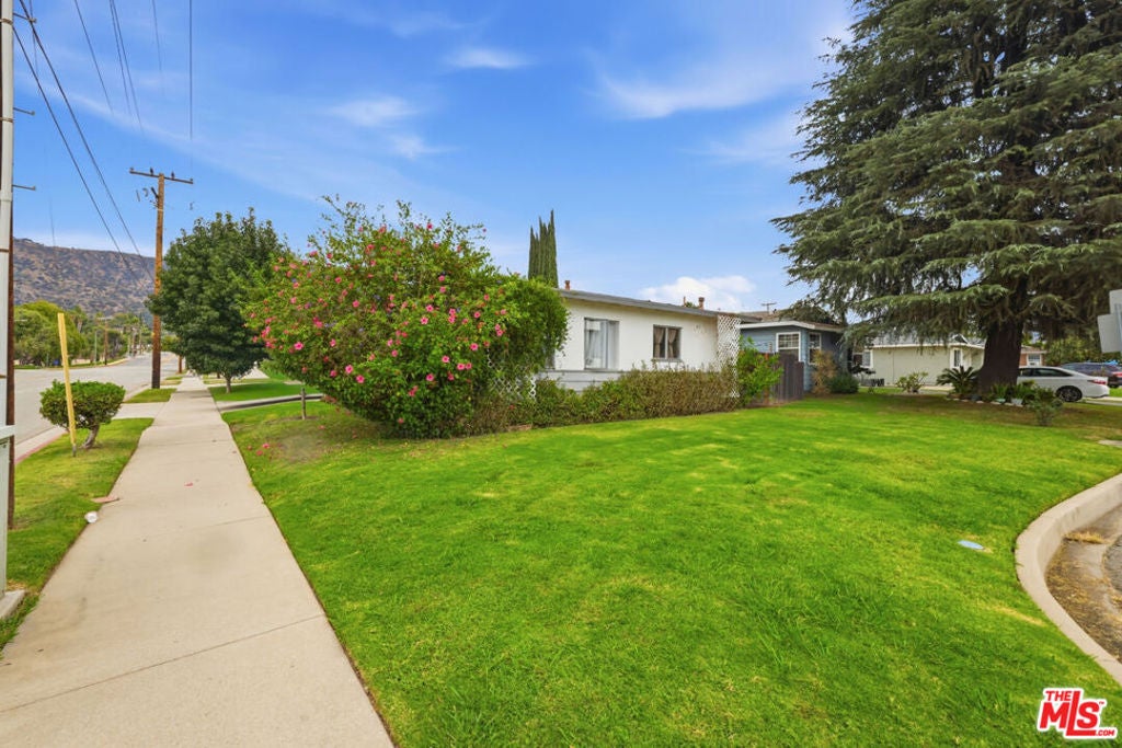 110 N Barranca Avenue