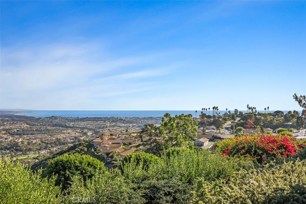 Laguna Niguel, California 92677, United States, 2 Bedrooms Bedrooms, ,2 BathroomsBathrooms,Residential,Active,3906