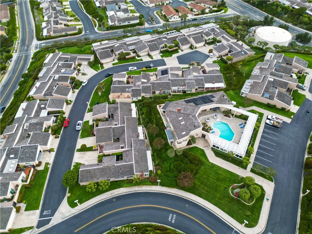 Laguna Niguel, California 92677, United States, 2 Bedrooms Bedrooms, ,2 BathroomsBathrooms,Residential,Active,3906