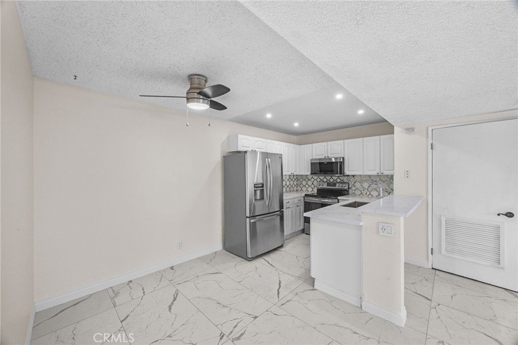 1480 W Edgehill 67