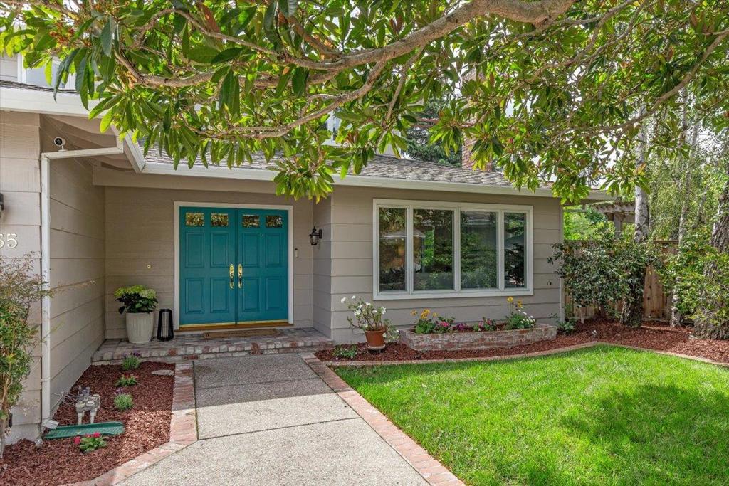 955 Hayman Place