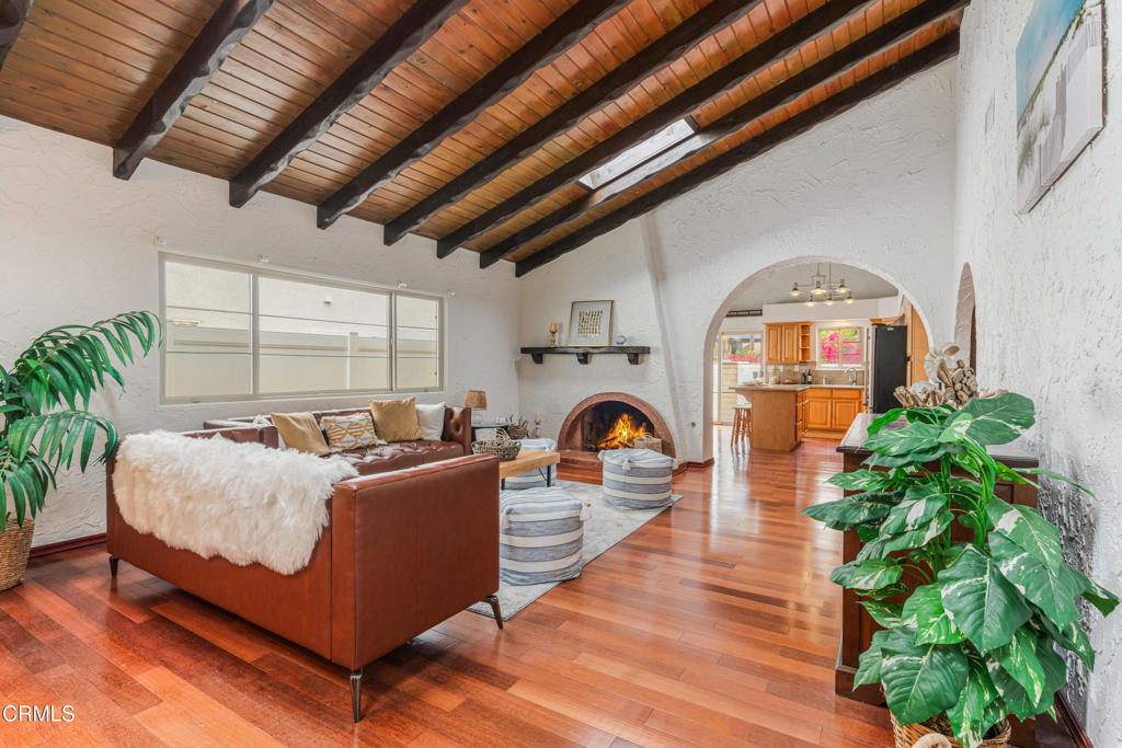 Oxnard, California, 93035, United States, 3 Bedrooms Bedrooms, ,2 BathroomsBathrooms,Residential,Active,2035110