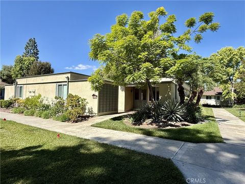 Photo of 111 Via Estrada #E, Laguna Woods, CA 92637 (MLS # OC26116041)
